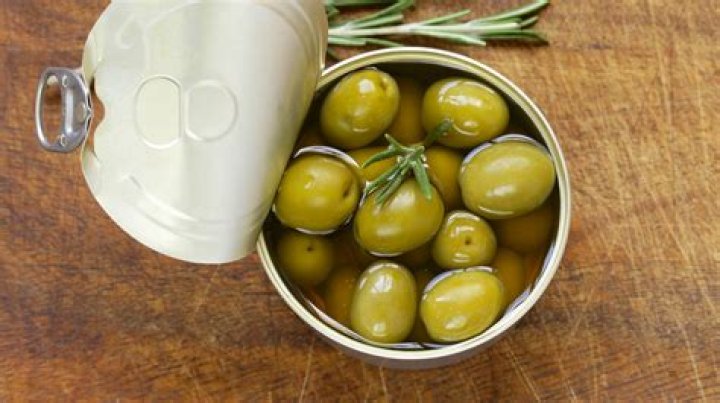 Are canned olives healthy?