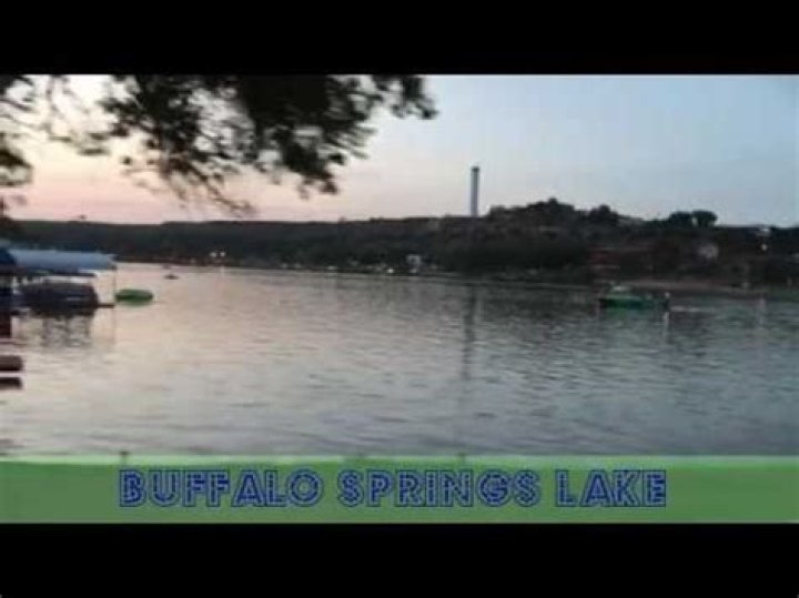 Can you swim in Buffalo Springs Lake?