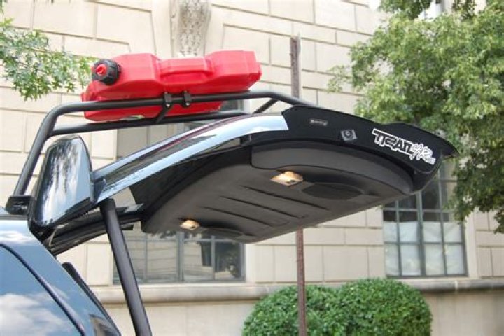 Does 4Runner have power liftgate?