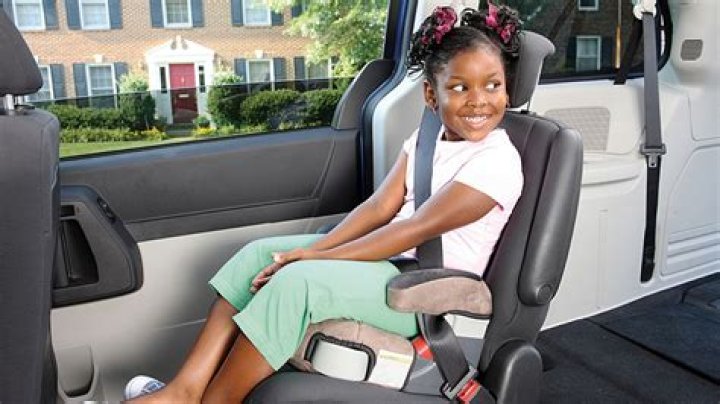 Does a 10 year old need a booster seat in Texas?
