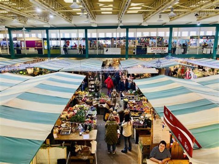 Does Shrewsbury have an outdoor market?