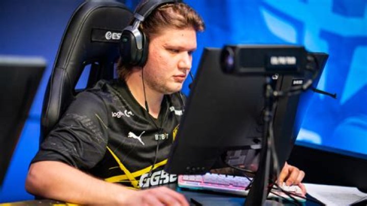 How did Morel defeat LEOL?