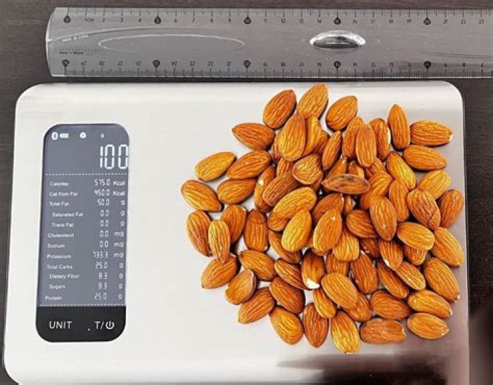 How many almonds is 3 ounces?