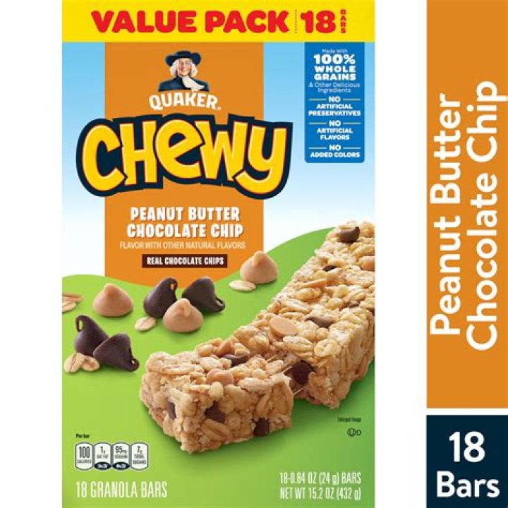 How many calories does a chocolate chip granola bar have?