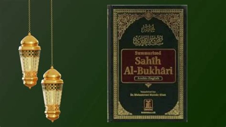 How many hadith are there in Bukhari?