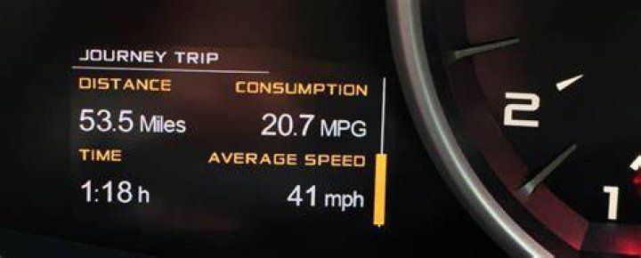 How many MPG does a 2009 Ford Focus get?