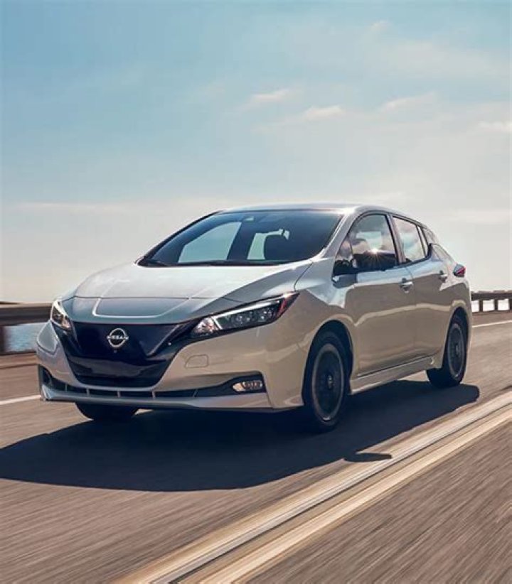 How much did the Nissan Leaf cost in 2011?