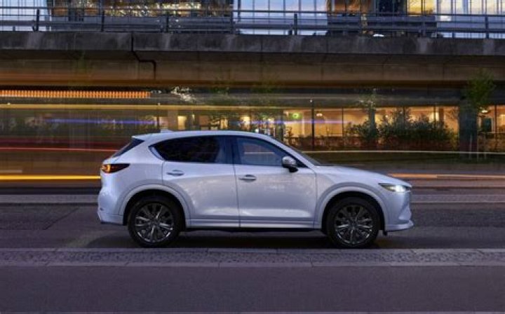 How much gas does a Mazda CX-5 hold?