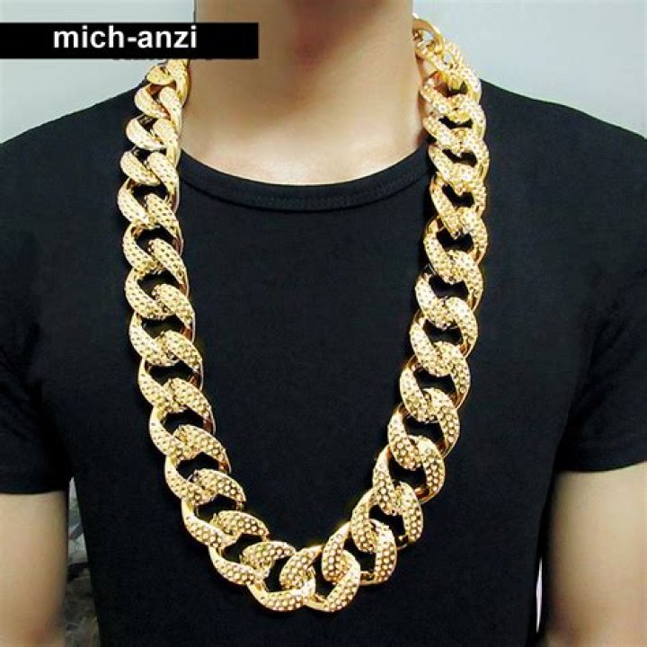 How much is Jay Z Cuban link chain worth?