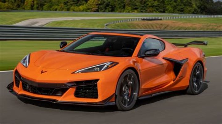 How much will the 2022 Corvette Z06 cost?