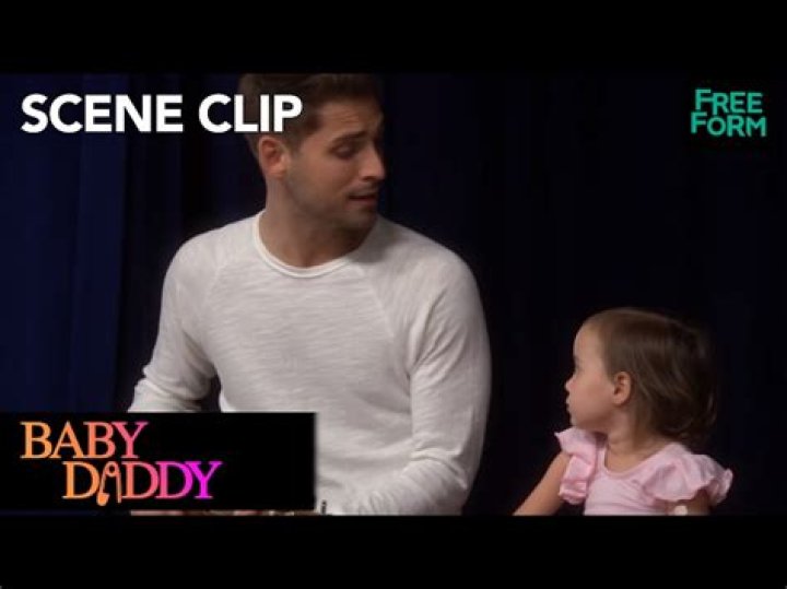 Is Emma from baby daddy a twin?