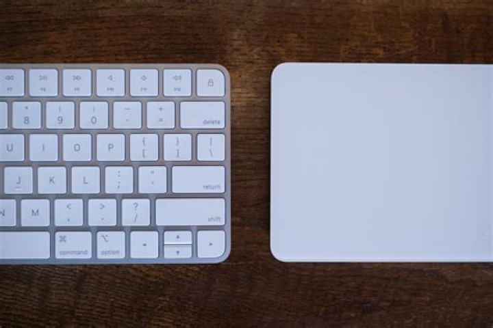 Is the Apple Magic Trackpad wireless?