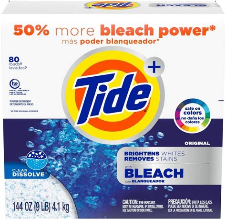 Is there a laundry detergent with bleach in it?