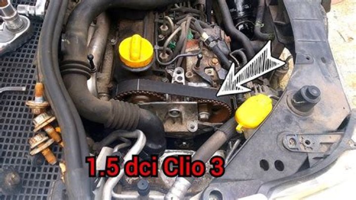 Quand changer courroie de distribution clio 3 12 essence?