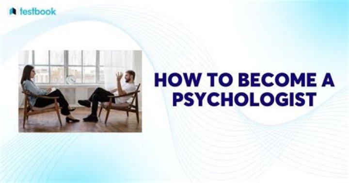 What are the requirements to become a licensed psychologist?