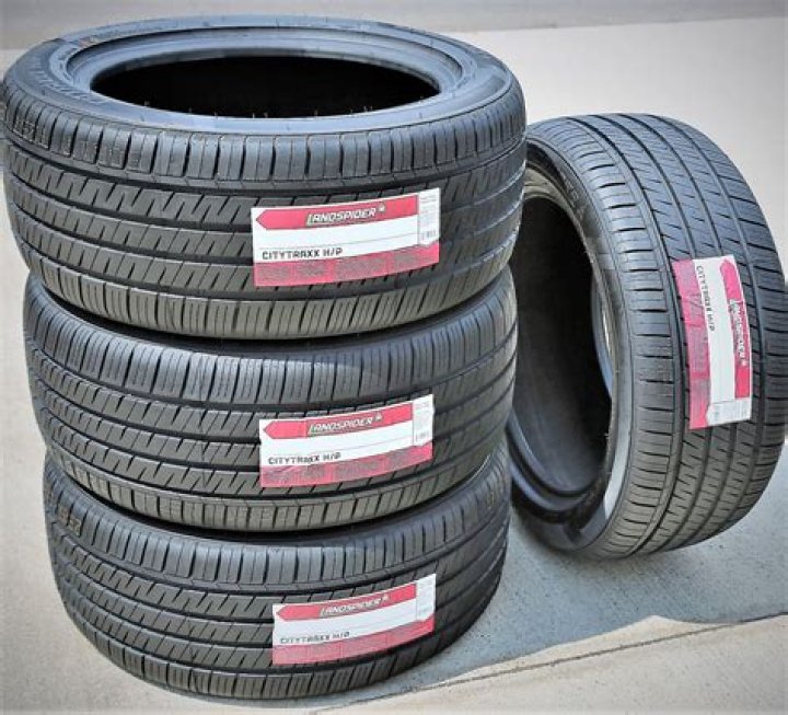 What brand of tires does Subaru use?