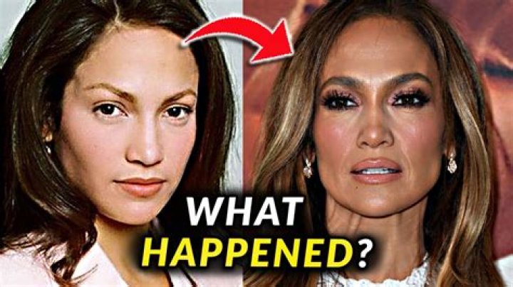 What did JLO do before she was famous?