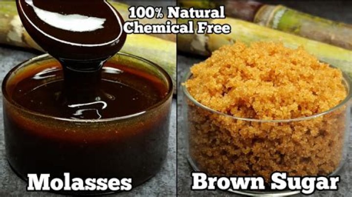 What does adding molasses to cookies do?