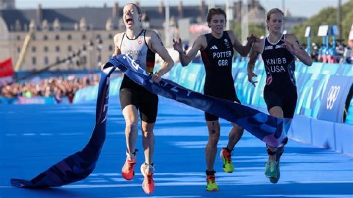 What is a good time for a triathlon sprint?