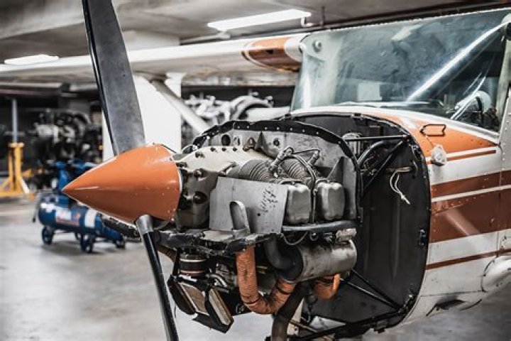 What is normally aspirated engine aviation?