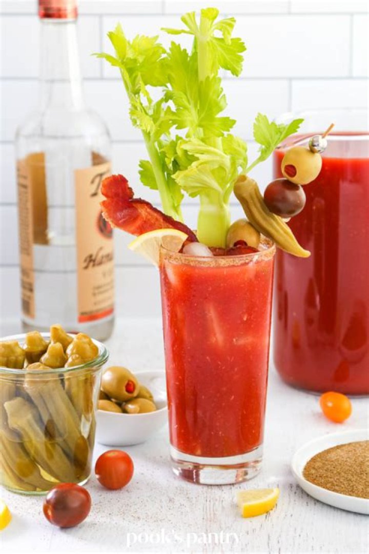 What is the main juice used to make Bloody Mary?