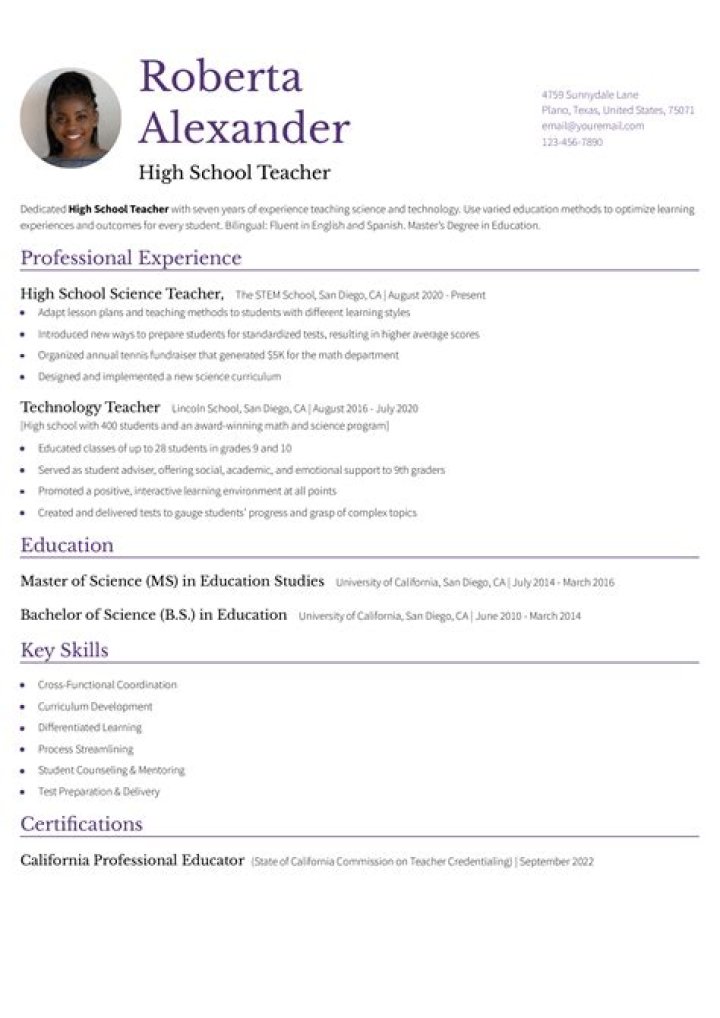 What should a special education teacher put on a resume?
