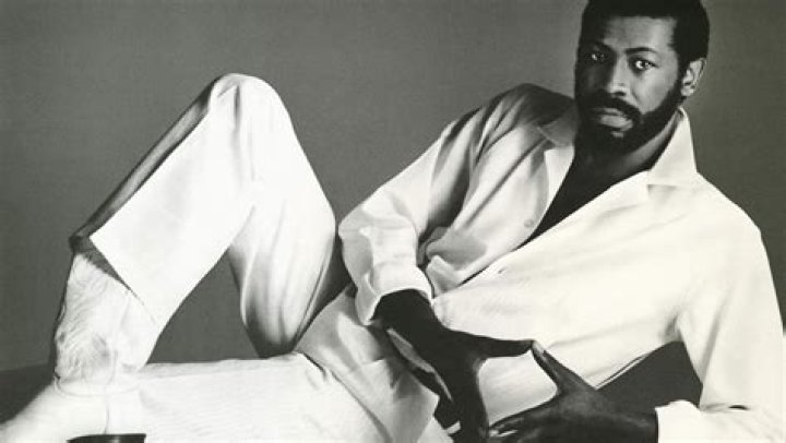 Who was the most successful male artist in 1980s?